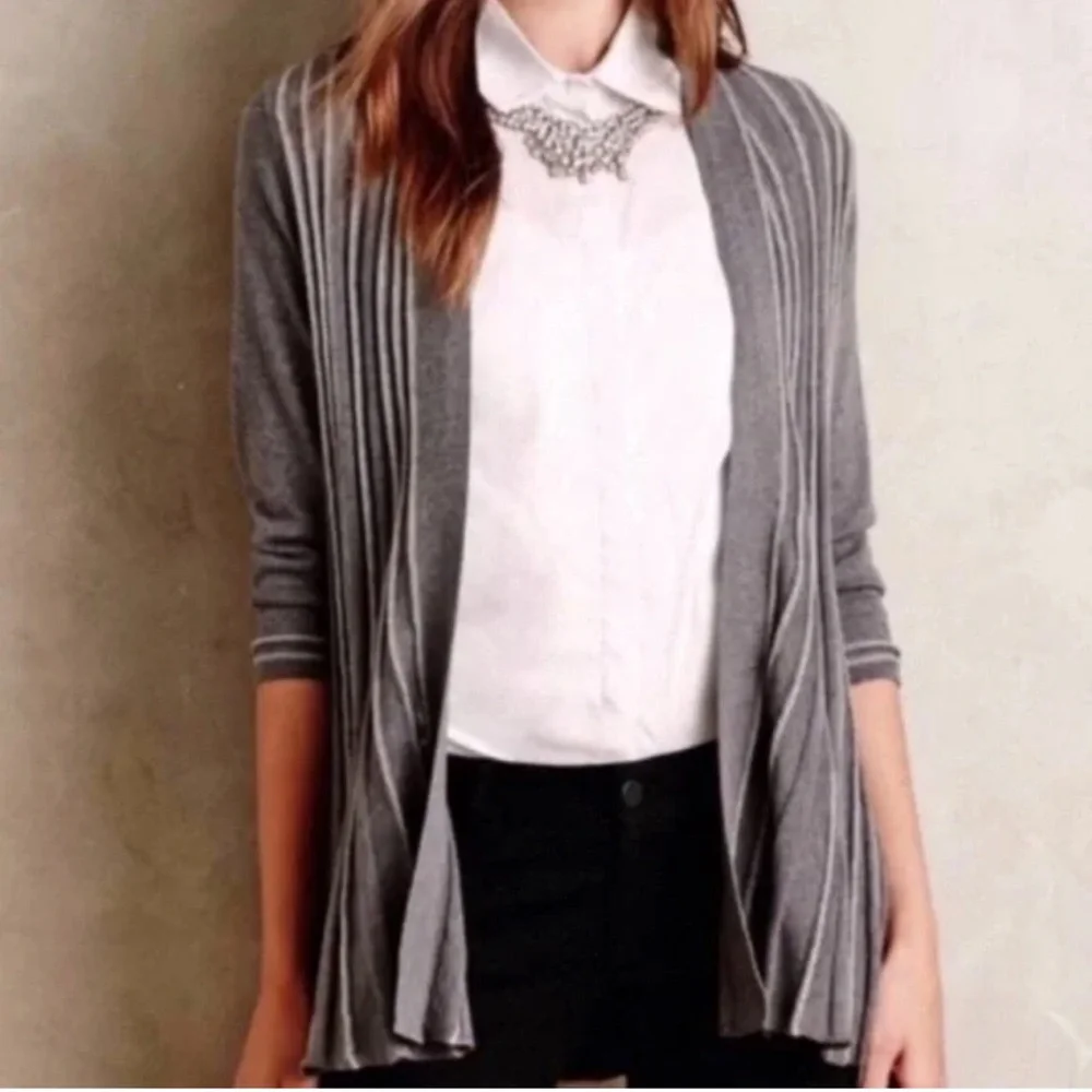 Anthropologie Knitted & Knotted Gray Ribbed Silver Cardigan Sweater